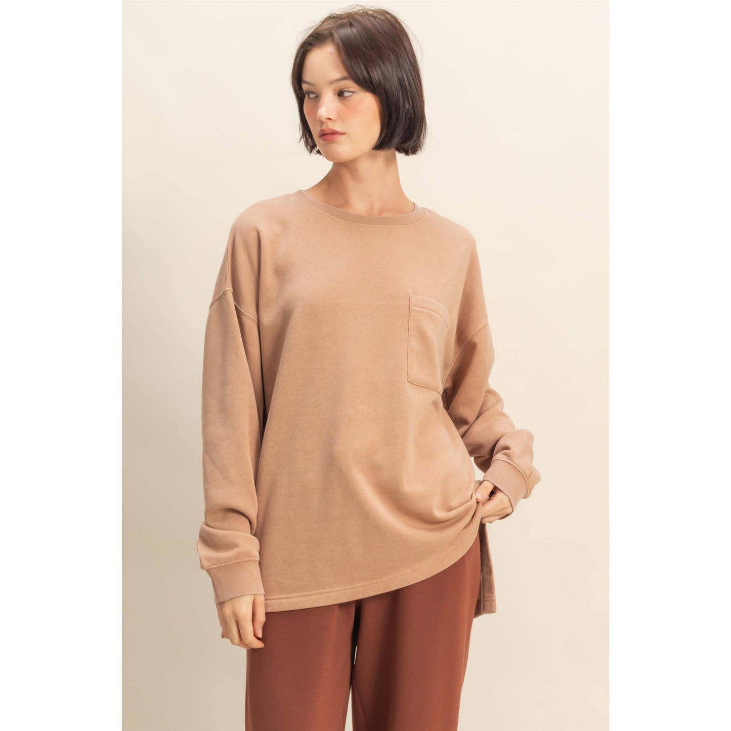 Basic Crew Neck Single Pocket Pullover Sweatshirt