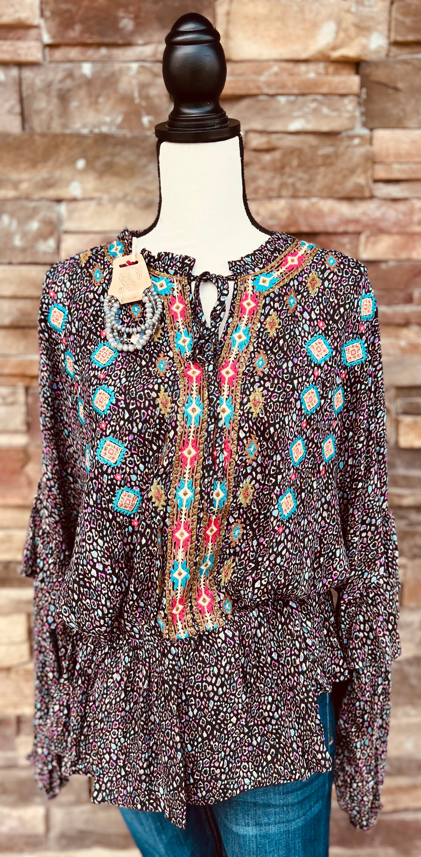 Curvy Woven Embroidery Top
