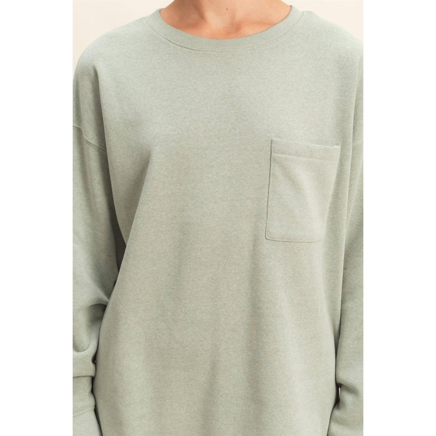 Basic Crew Neck Single Pocket Pullover Sweatshirt
