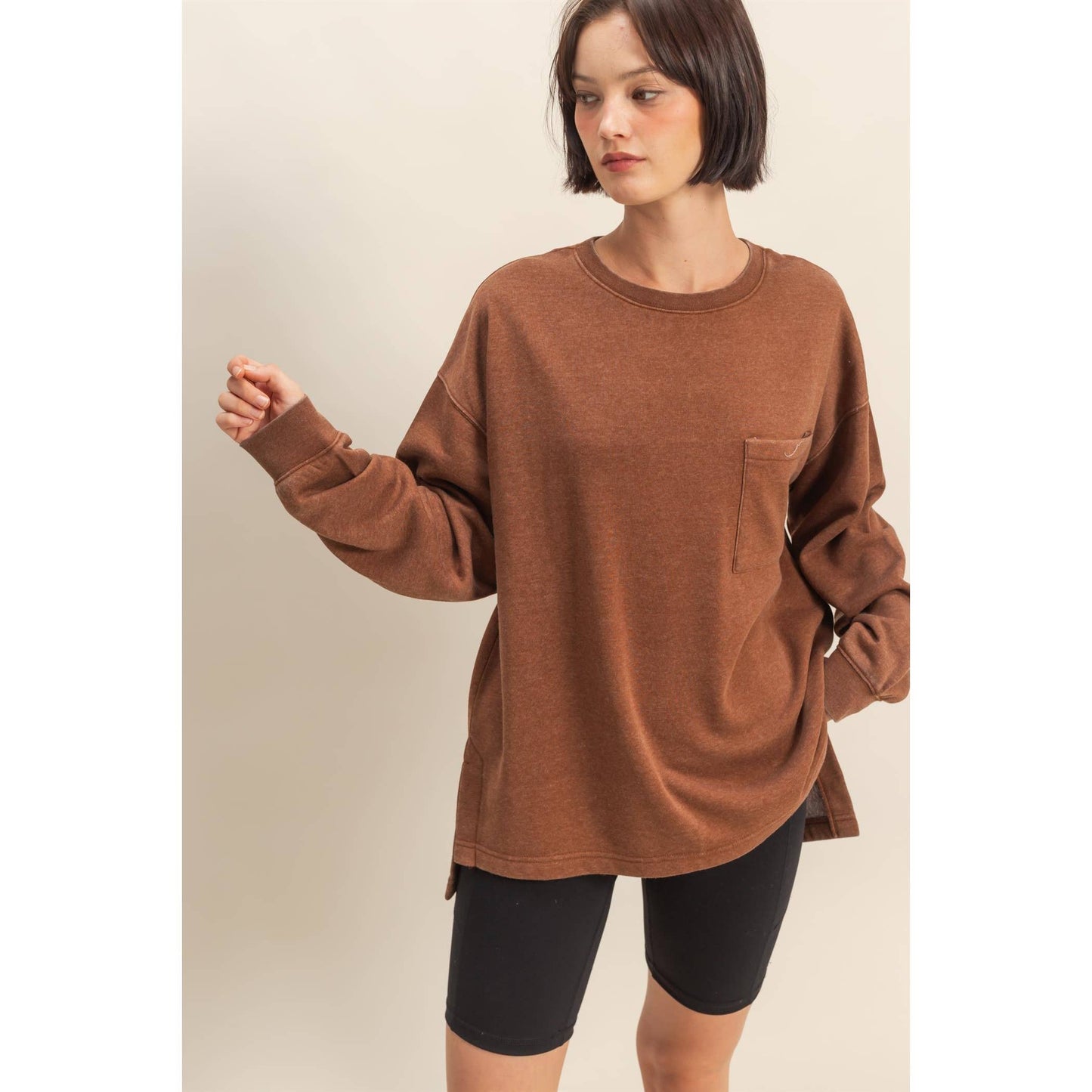 Basic Crew Neck Single Pocket Pullover Sweatshirt