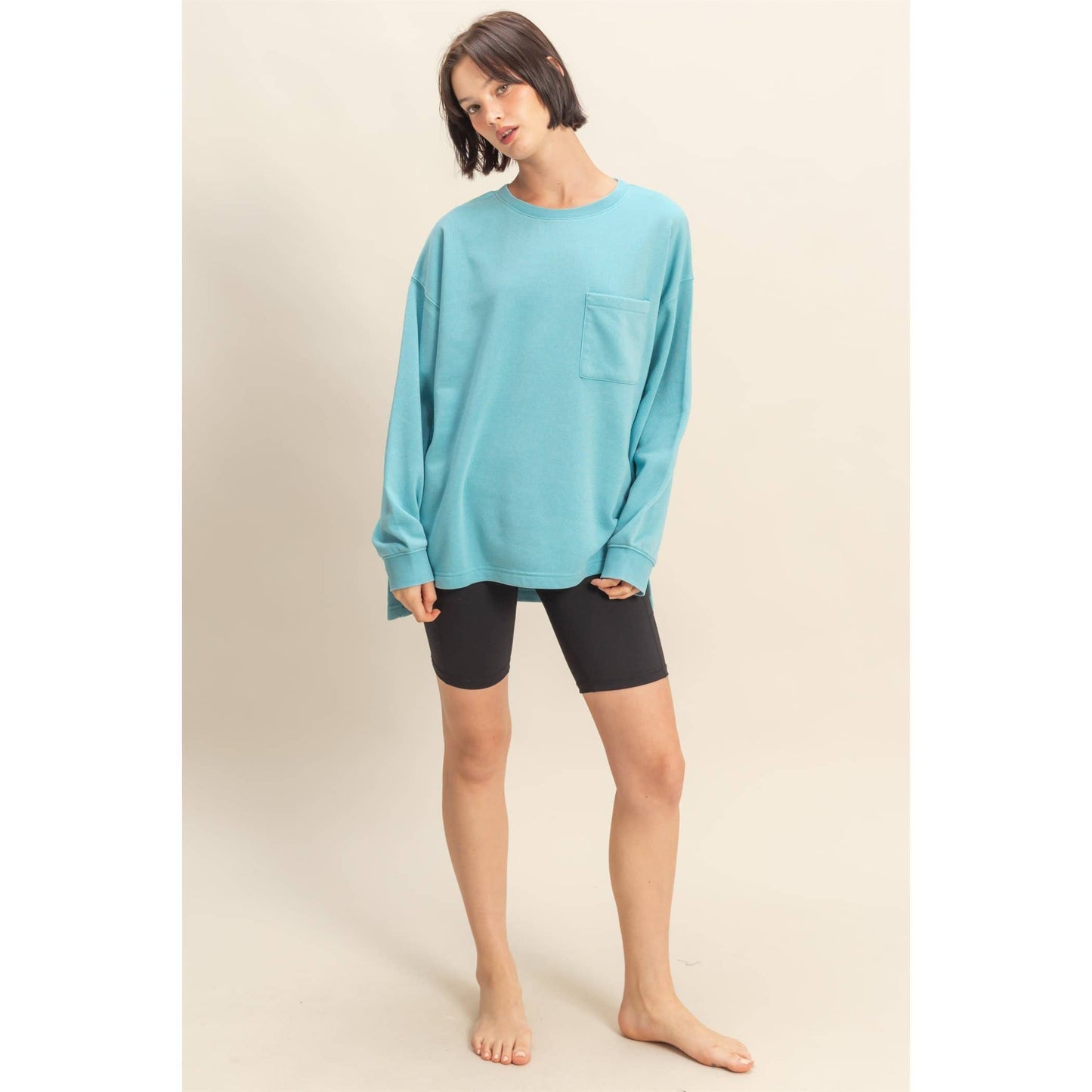 Basic Crew Neck Single Pocket Pullover Sweatshirt