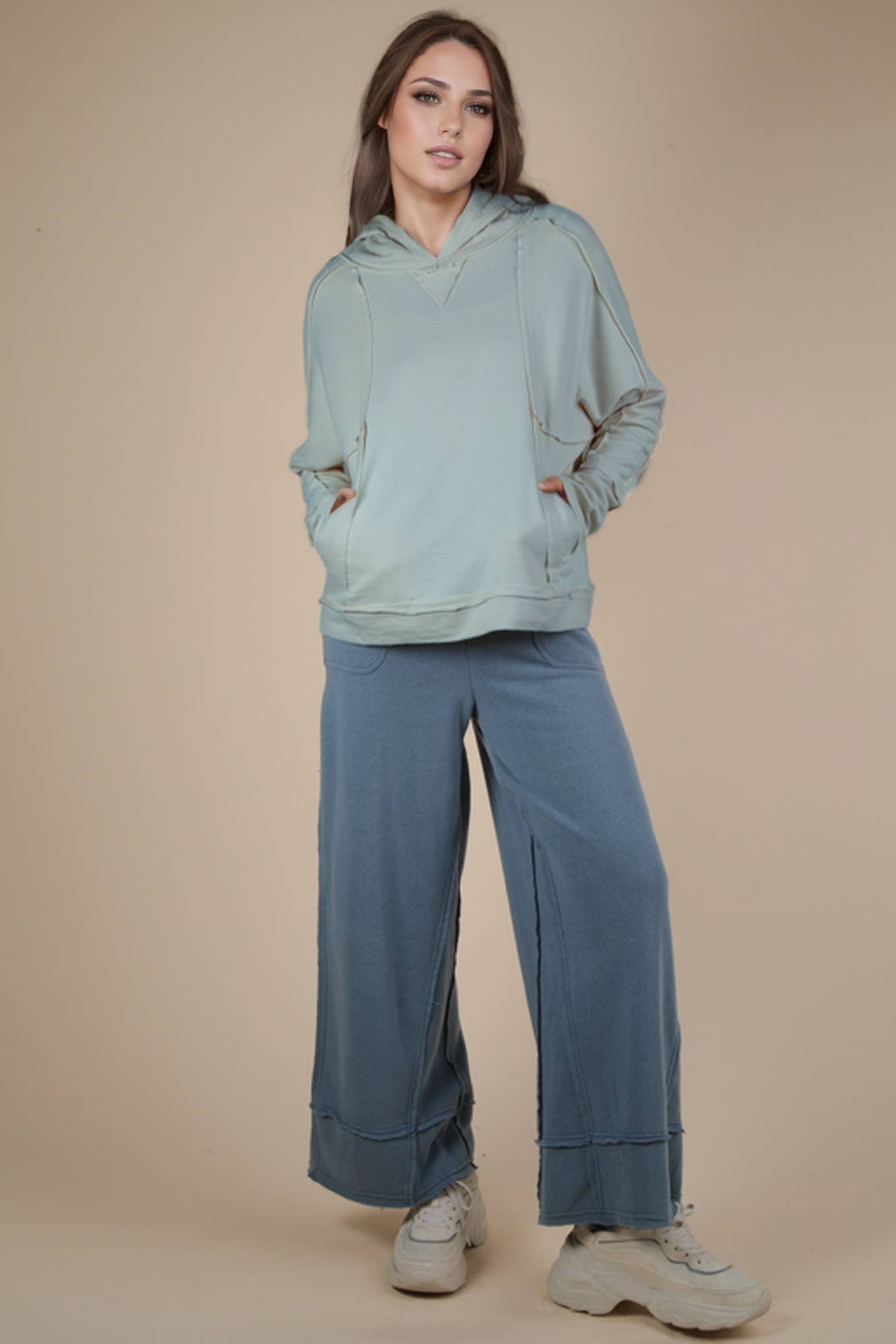 Raw Edge Cute Detail Hoodie Knit Top