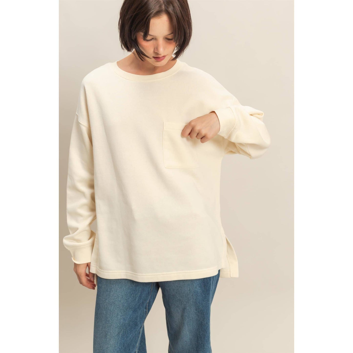 Basic Crew Neck Single Pocket Pullover Sweatshirt