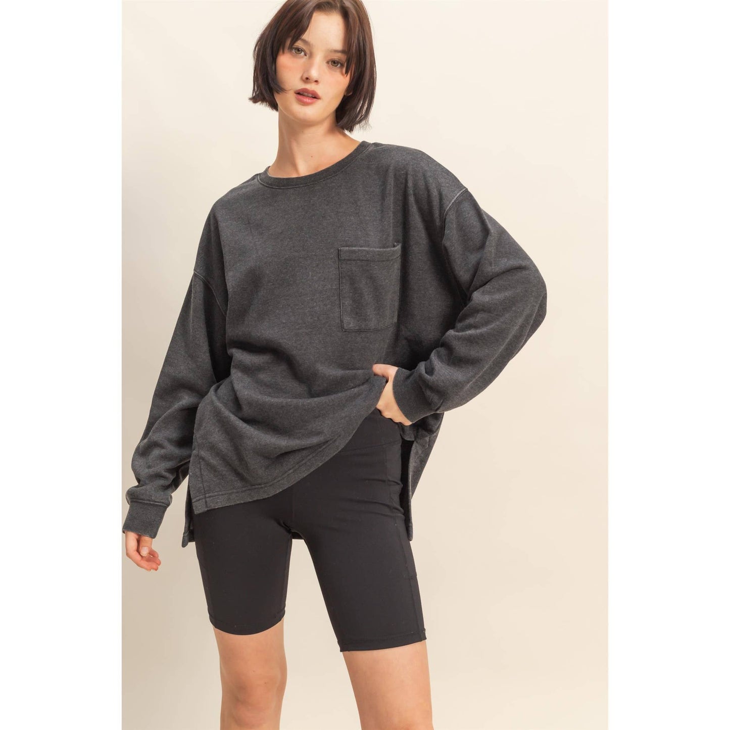 Basic Crew Neck Single Pocket Pullover Sweatshirt