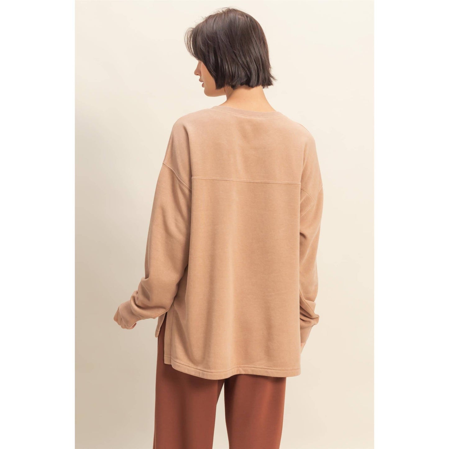 Basic Crew Neck Single Pocket Pullover Sweatshirt