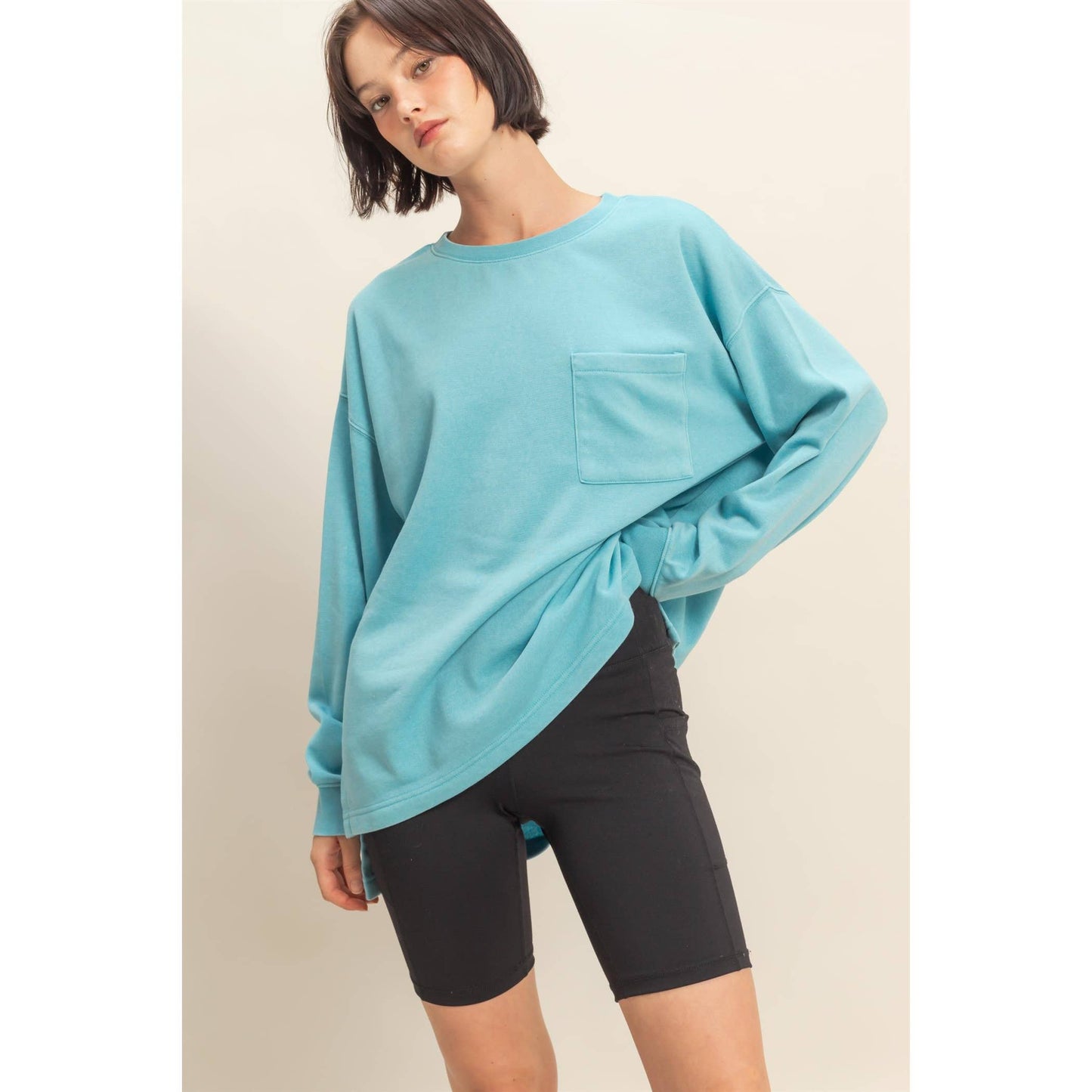 Basic Crew Neck Single Pocket Pullover Sweatshirt