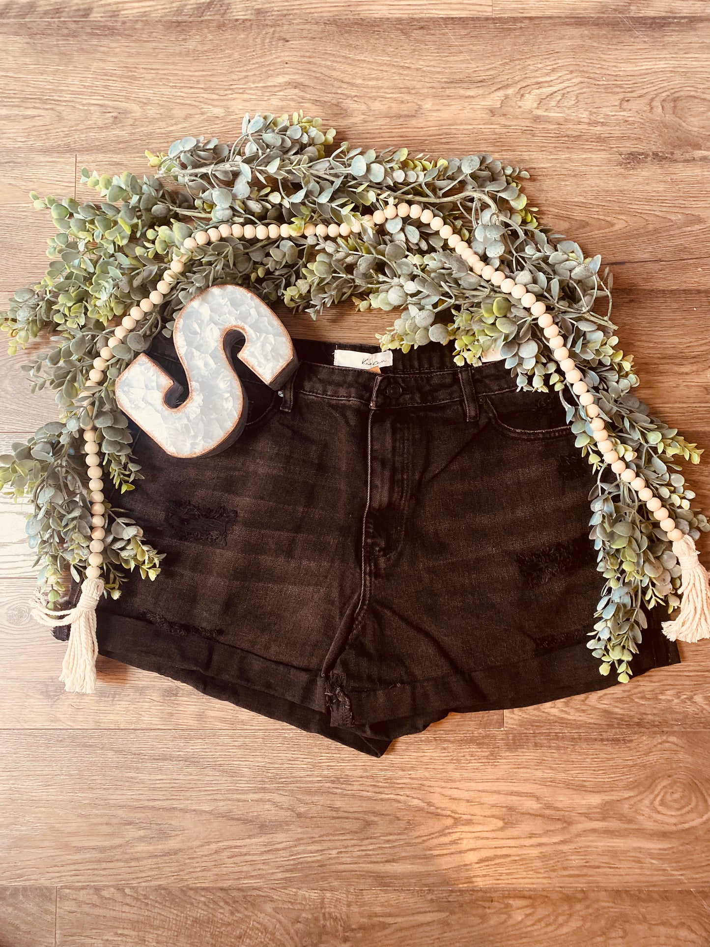 Plus High Rise Frayed Hem Shorts Curvy