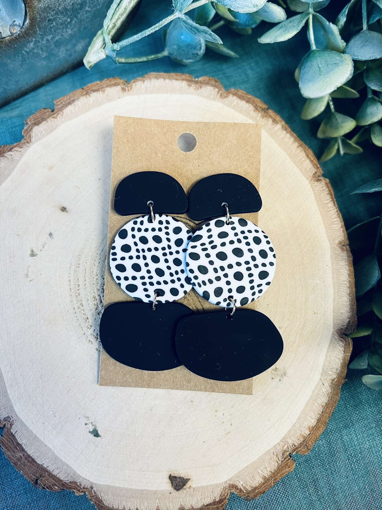 CLAY COLOR BLOCK DROP EARRING