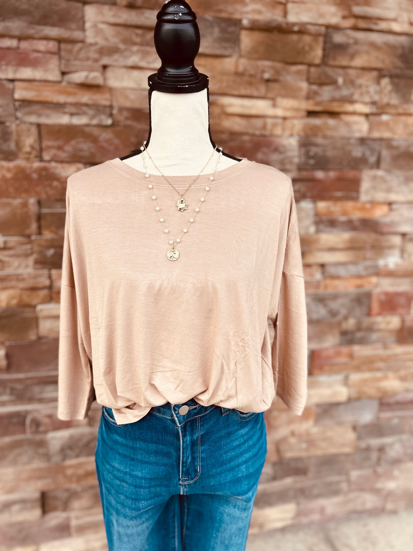 Relaxed Fit 3/4 Sleeve Top