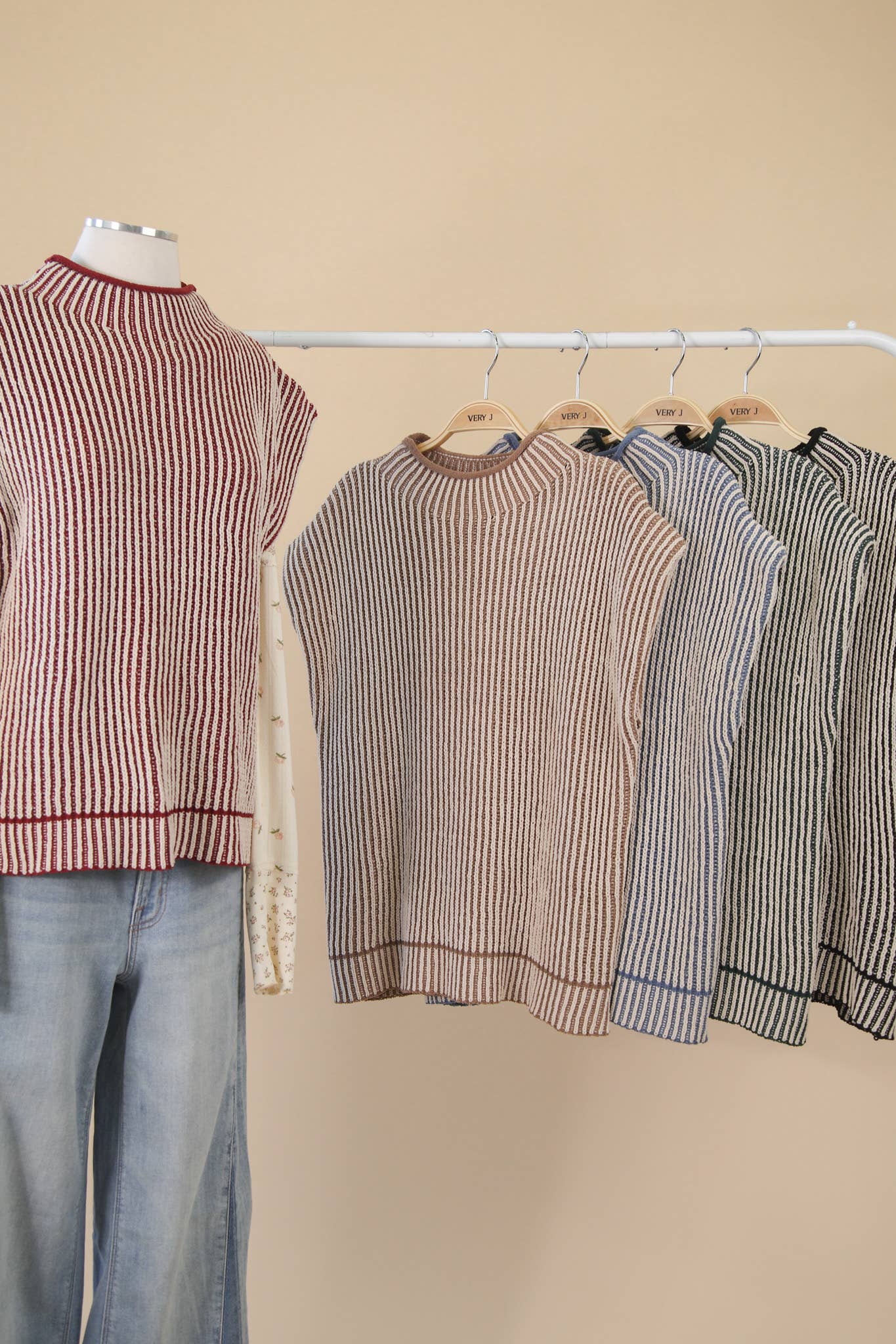 Two Tone Ribbed Knit Sweater Vest