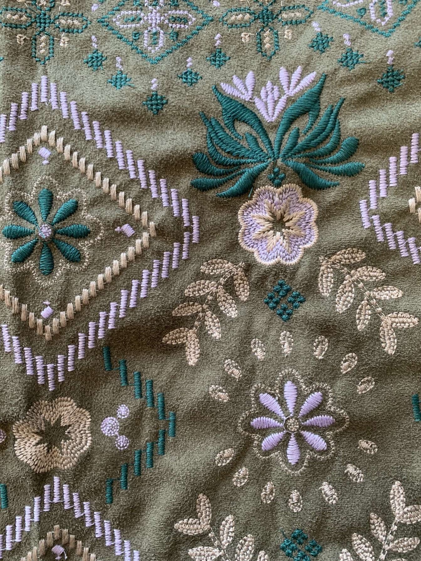 Moss Embroidery Skirt
